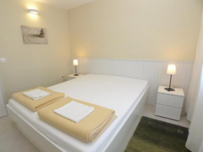 Apartment for 3 persons in quiet part of Premantura with Wi-Fi, air conditioner and parking